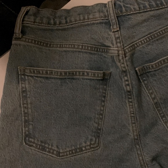 Universal Thread Straight Leg High Rise Denim Jeans - EUC Size 6/28R - Picture 7 of 8